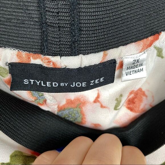 Styled by Joe Zee woman’s floral pants - Picture 8 of 11